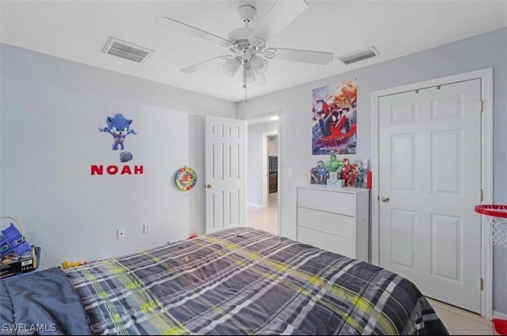 Bedroom with a ceiling fan