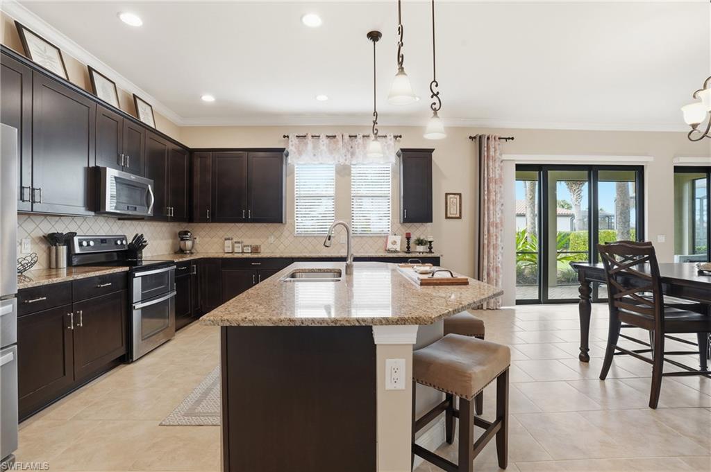 4609 Abaca CIR photo 9
