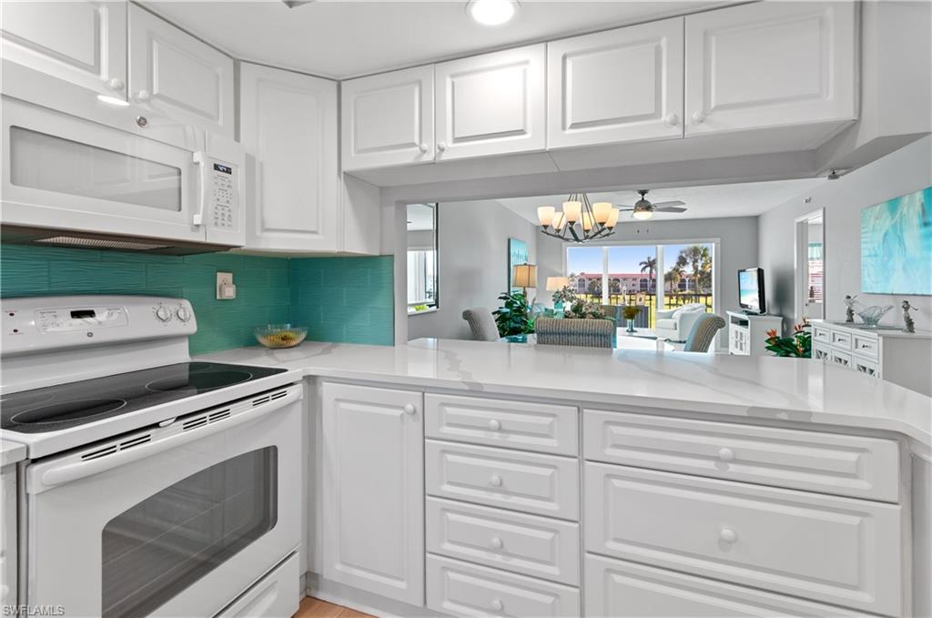 13 High Point CIR N 203