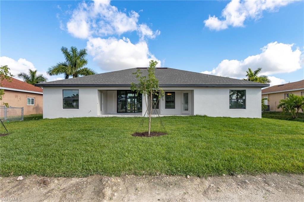 346 SW 28th PL photo 23