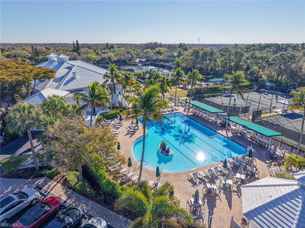 Bird's eye view of a pool area