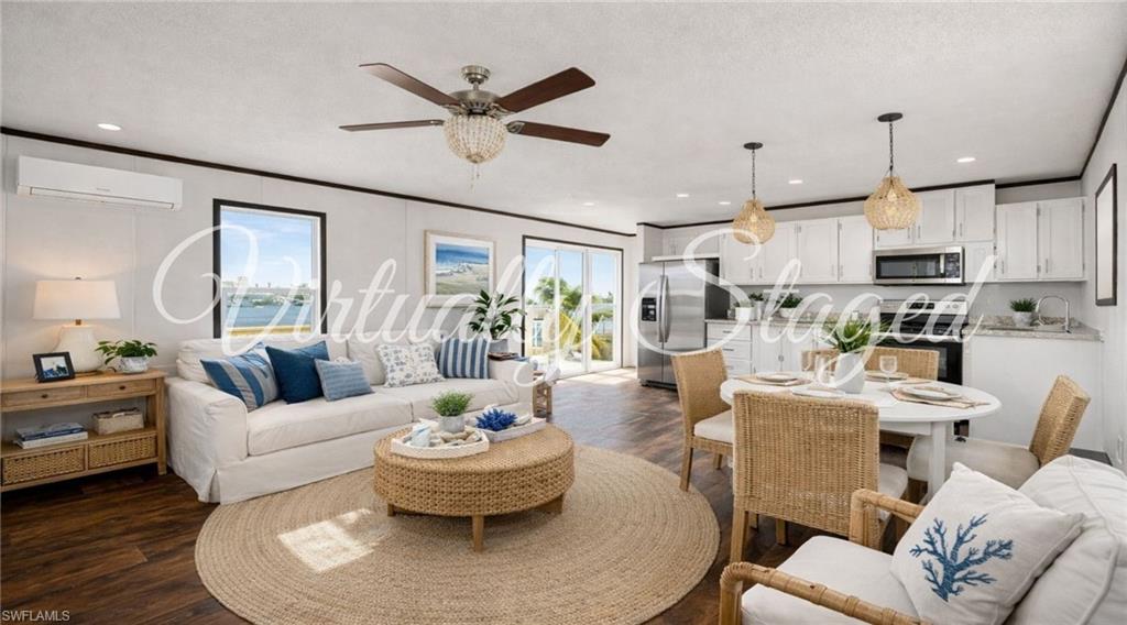 Virtually staged room - actual property may appear different.