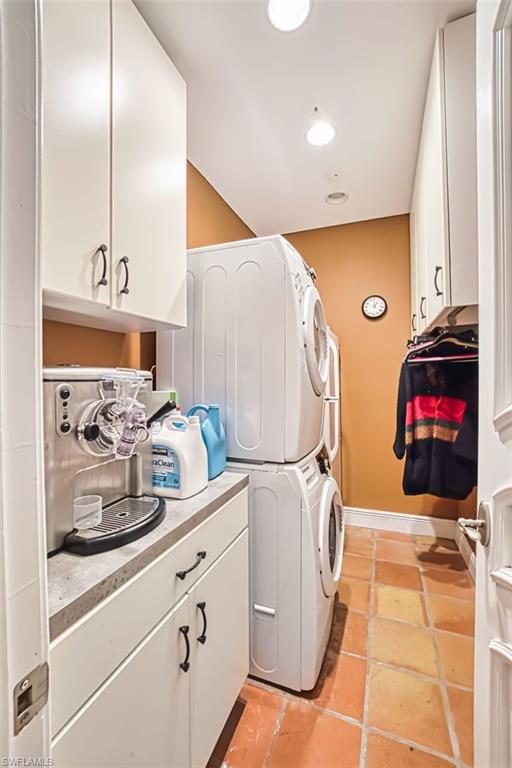 130 Montrose DR photo 46