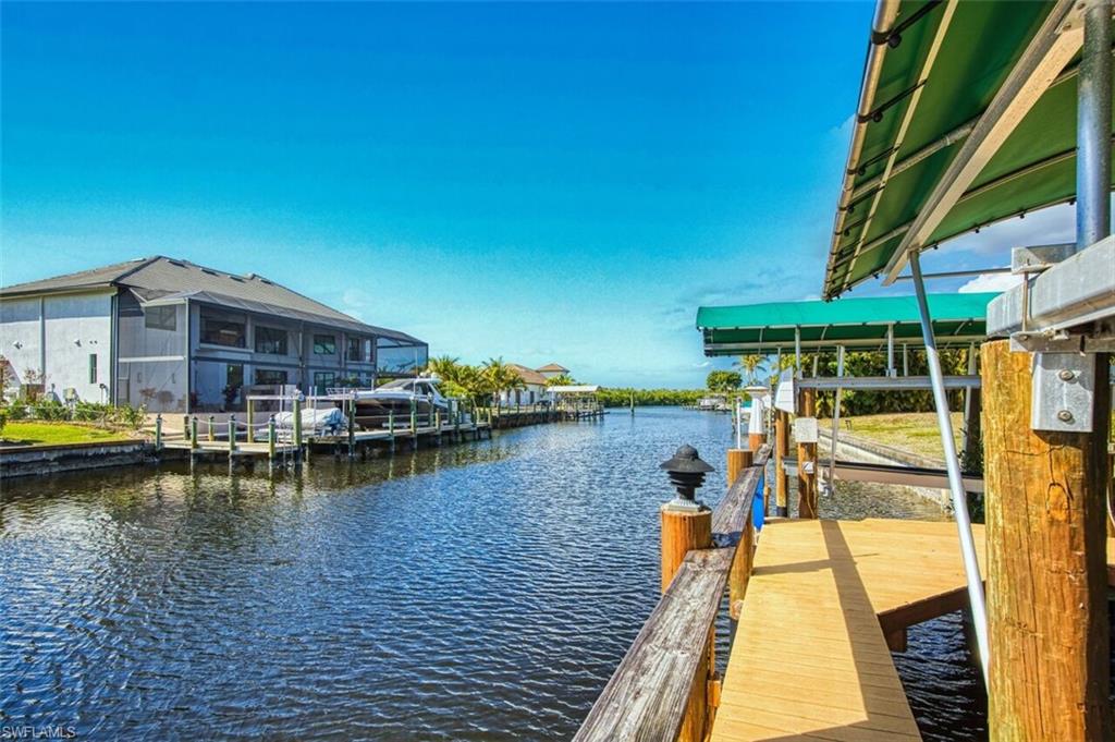 130 Montrose DR photo 43