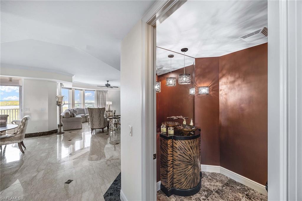 285 Grande WAY 501 photo 17