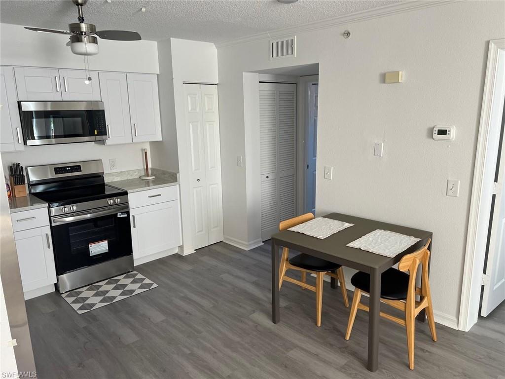 8687 River Homes LN 4202