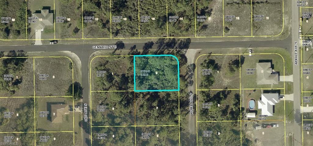 Aerial map of property and surrounding area