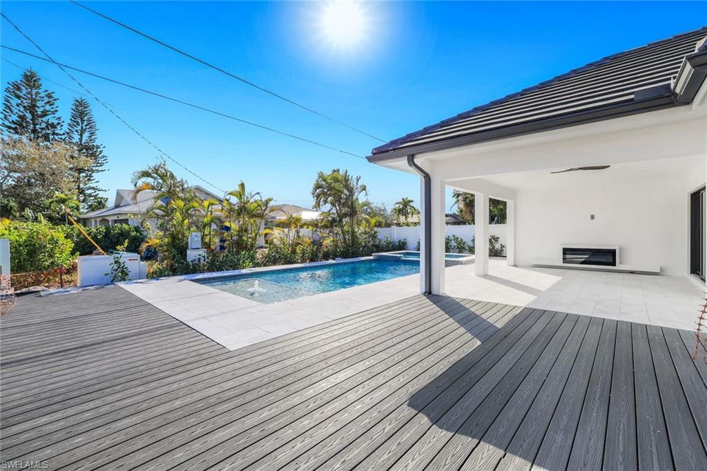 Expansive deck too!