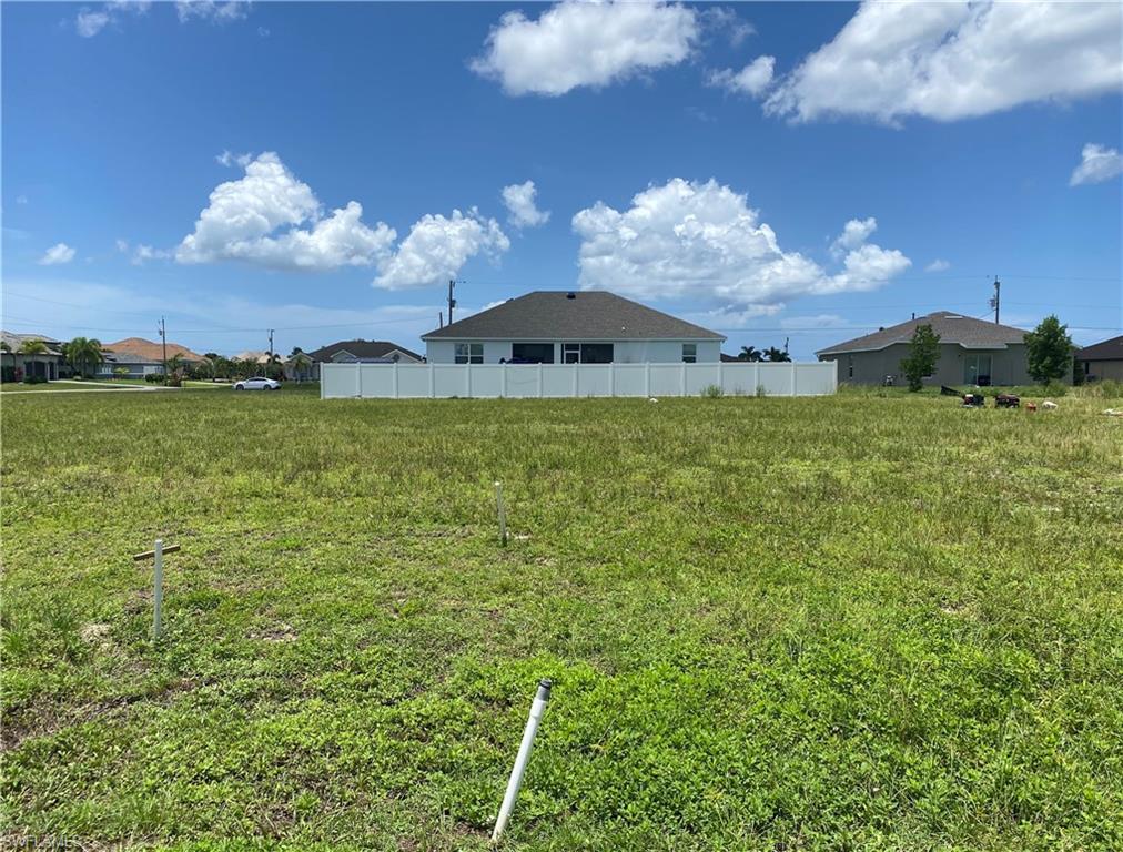 1412 NW 36th PL