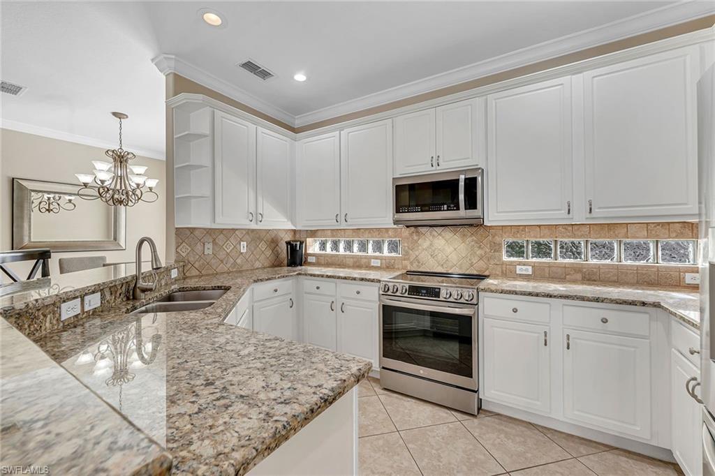 104 Glen Eagle CIR
