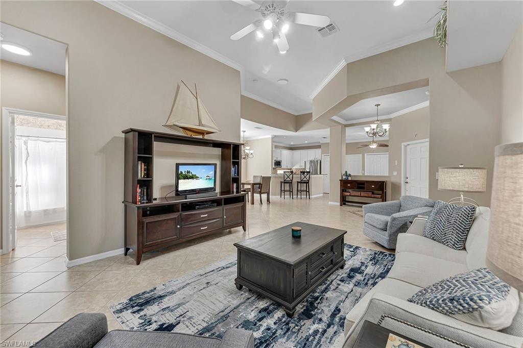 104 Glen Eagle CIR