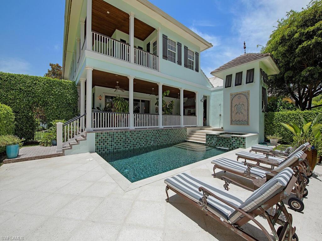 613 14th AVE