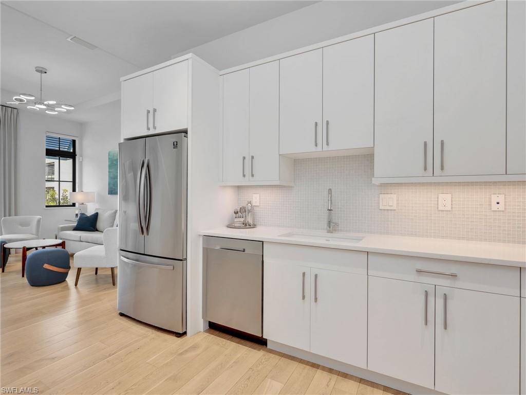 101 8th ST S 201 photo 12