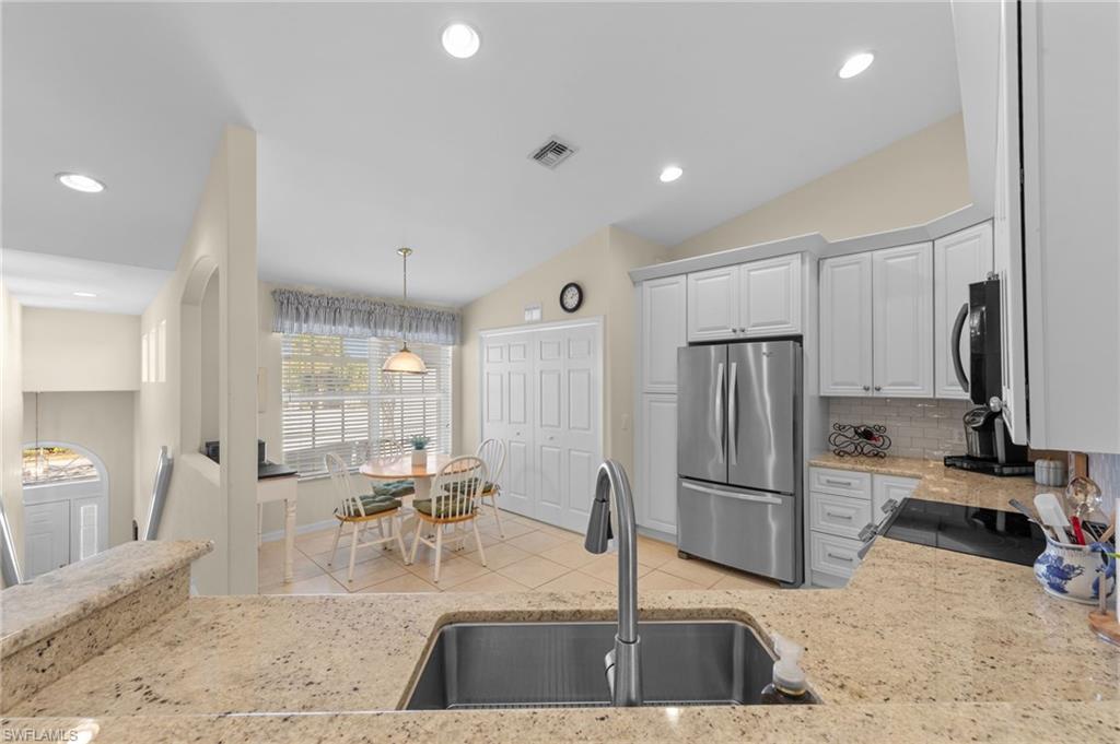 10127 Colonial Country Club BLVD 1603 photo 9
