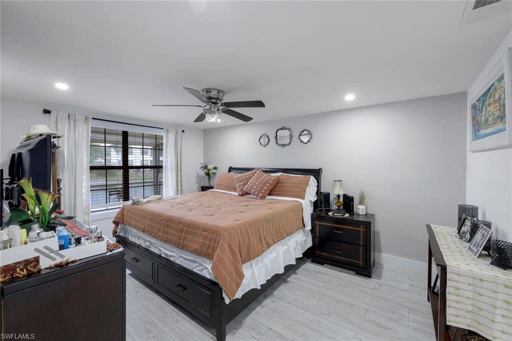 5229 Treetops DR I photo 10