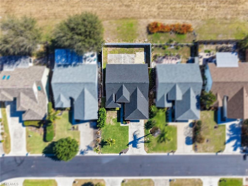 15068 Cloverdale DR photo 32