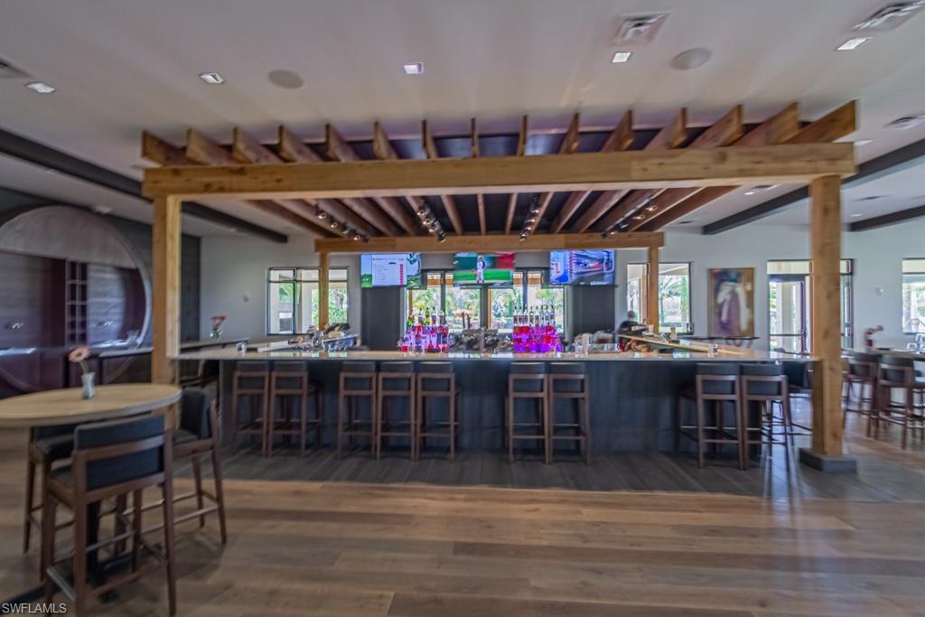 Barrel house full bar with inside & outside access