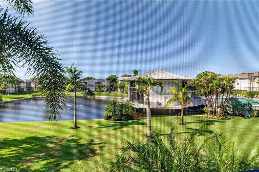 788 PARK SHORE DR B22 photo 24