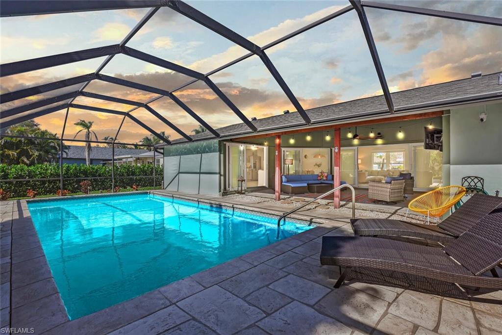 2328 Clipper WAY