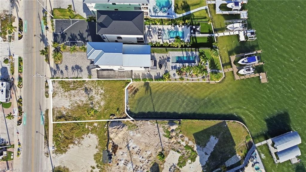 475 Estero BLVD photo 8