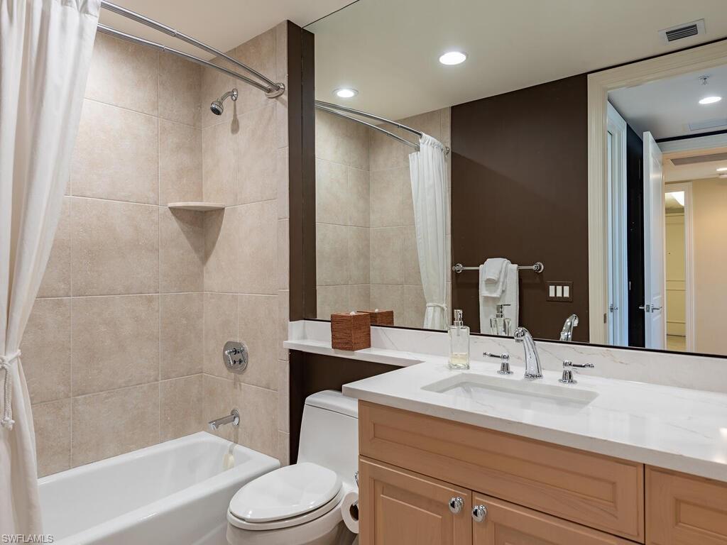 23850 Via Italia CIR 403 photo 15