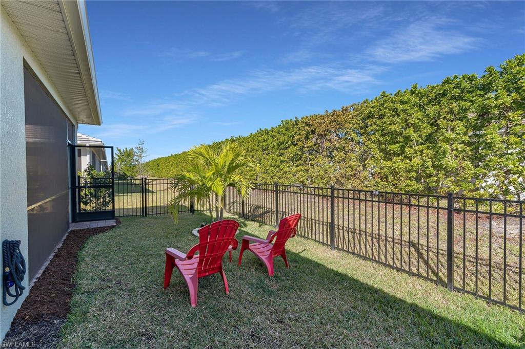 1035 Enbrook LOOP photo 23
