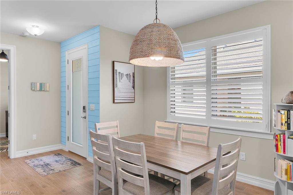 1035 Enbrook LOOP photo 11