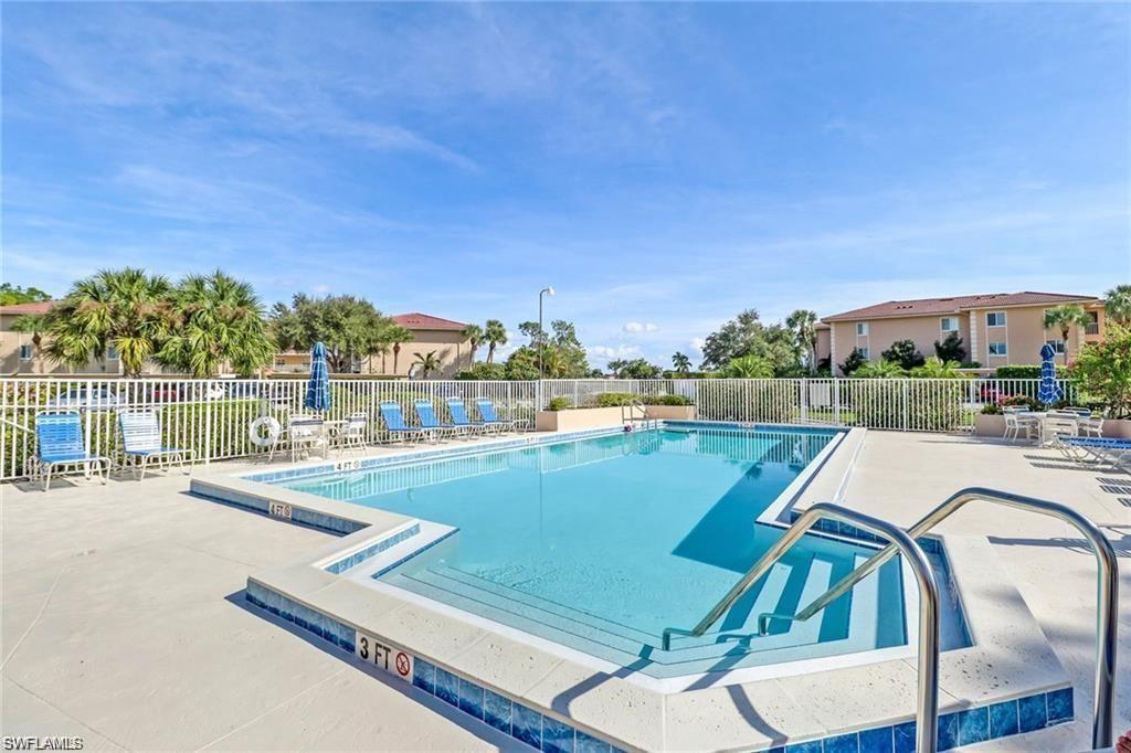 1075 Foxfire LN 309 photo 13