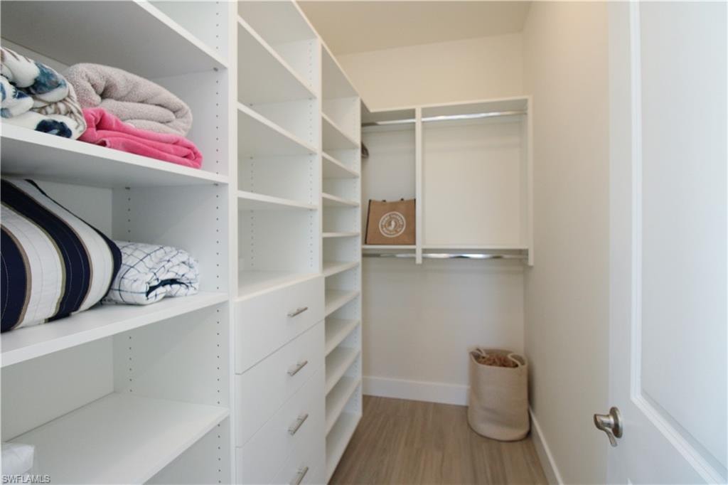 4879 Esplanade ST photo 30