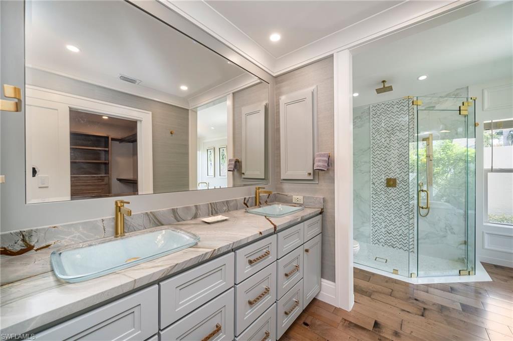 Owner's vanity