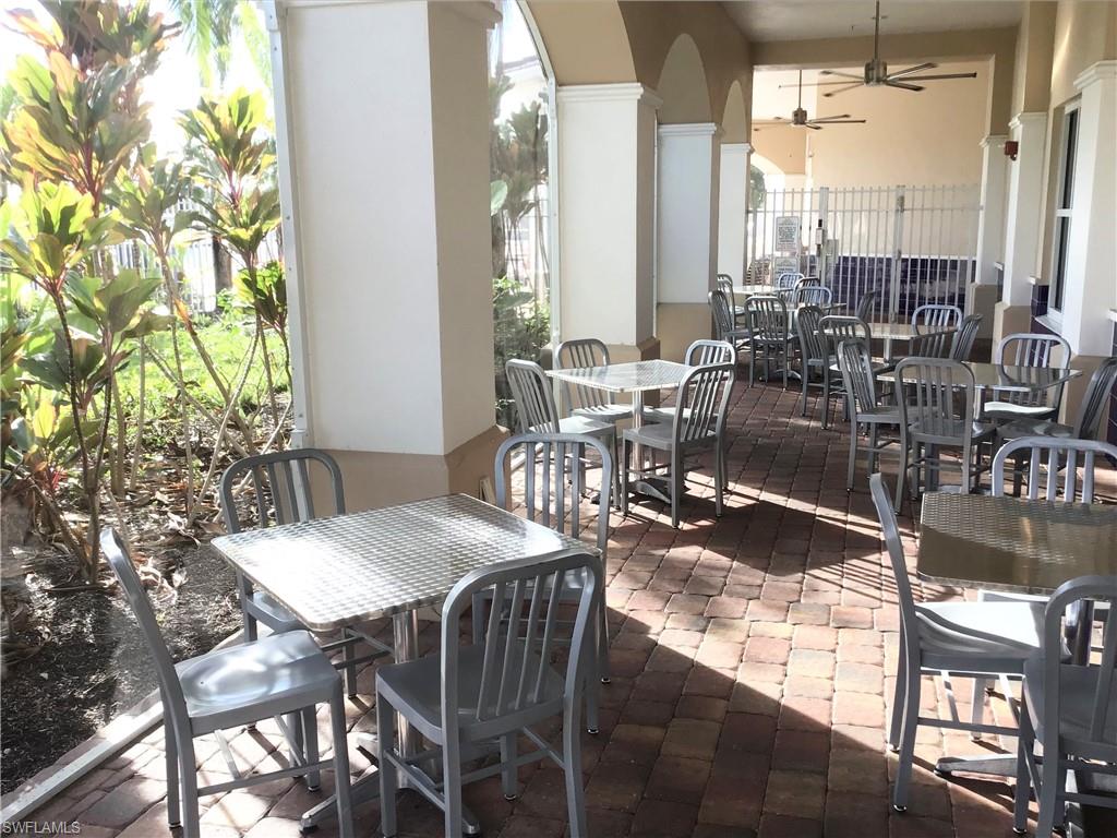 Outdoor Cafe