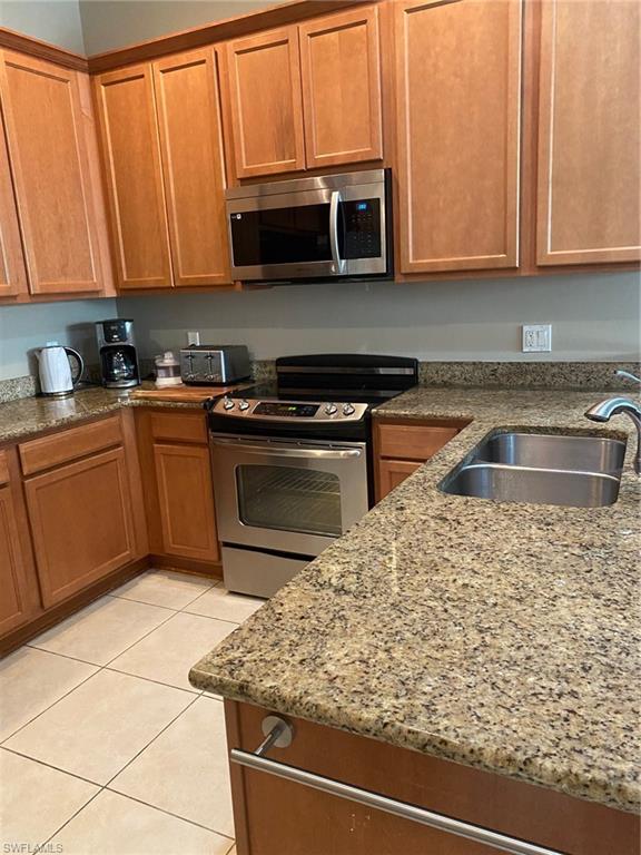 Kitchen with Stainless Steel Applicances