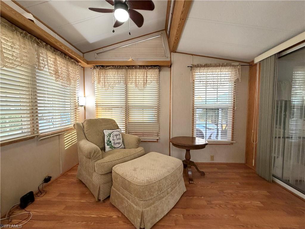 4710 Split Log LN W photo 11