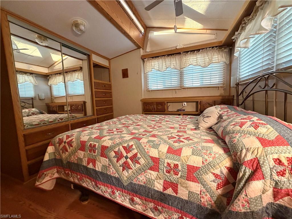 4710 Split Log LN W photo 19
