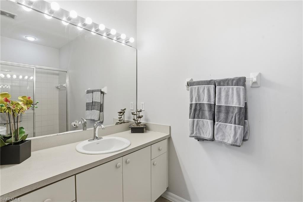 4117 Bellasol CIR 124 photo 17