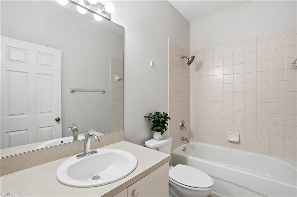 4117 Bellasol CIR 124 photo 22