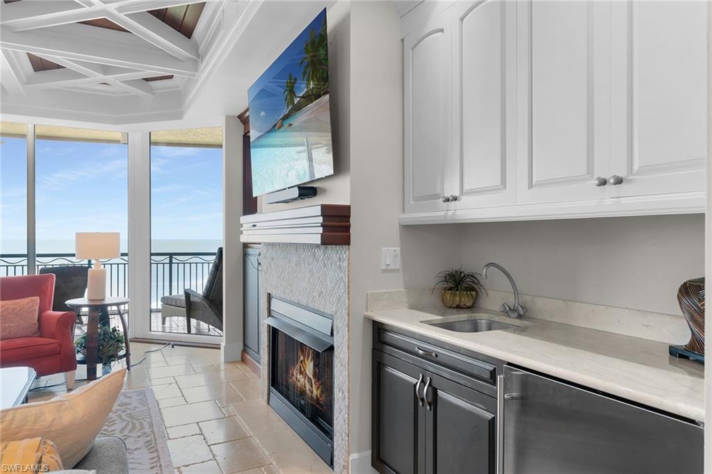 940 Cape Marco DR 602 photo 8