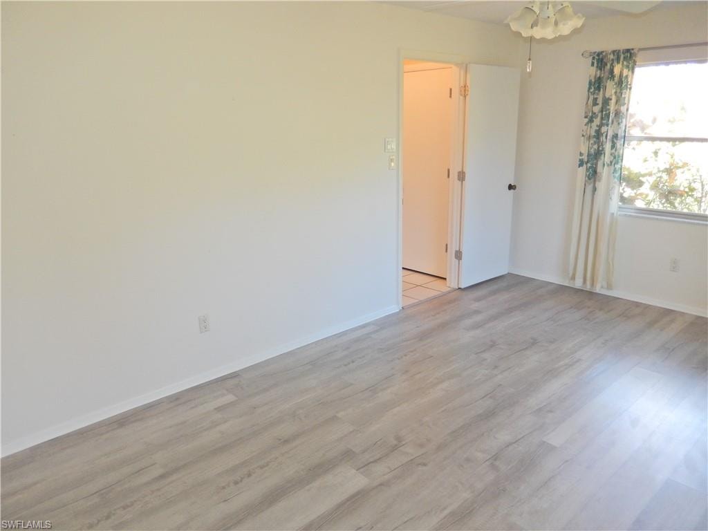 229 SE 46th LN photo 38