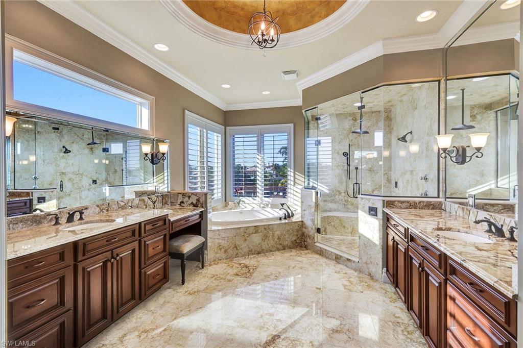 4806 Regal DR photo 20