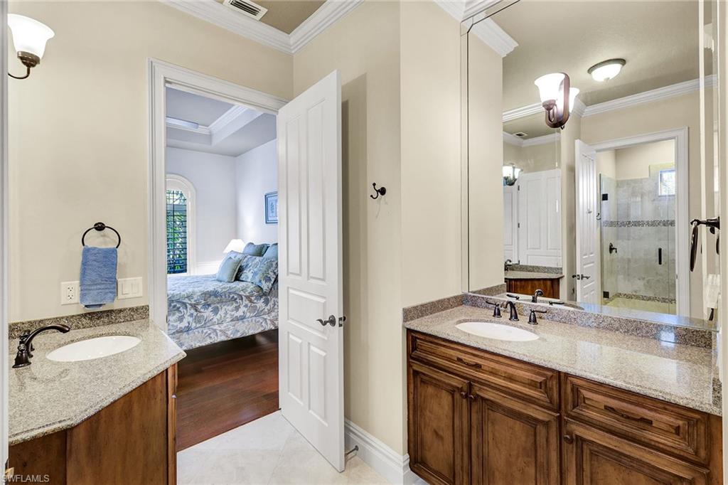 4806 Regal DR photo 29