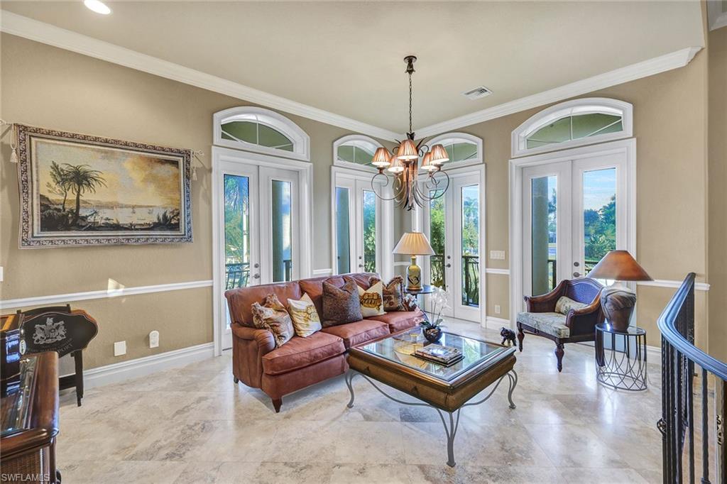 4806 Regal DR photo 8