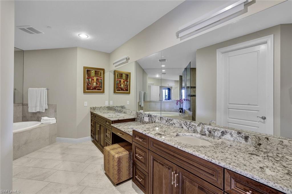 2772 Tiburon BLVD E 5-102 photo 6