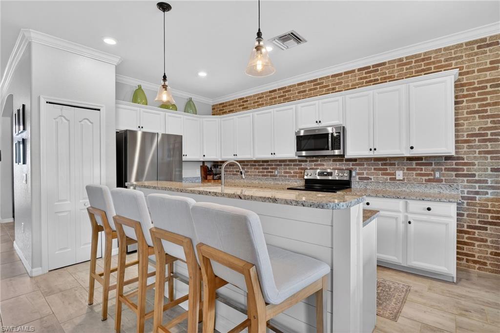 12960 Broomfield LN photo 16