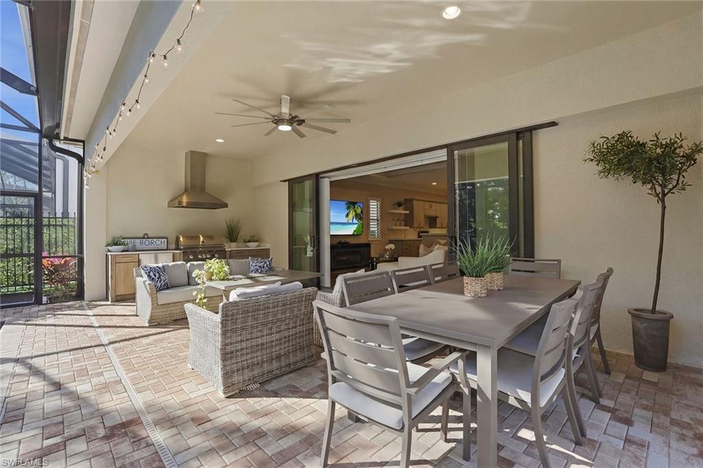 2867 Coco Lakes DR photo 30