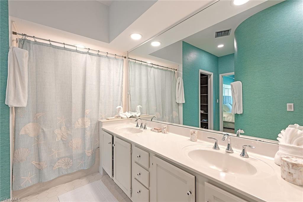 4715 Villa Mare LN 26-16 photo 11
