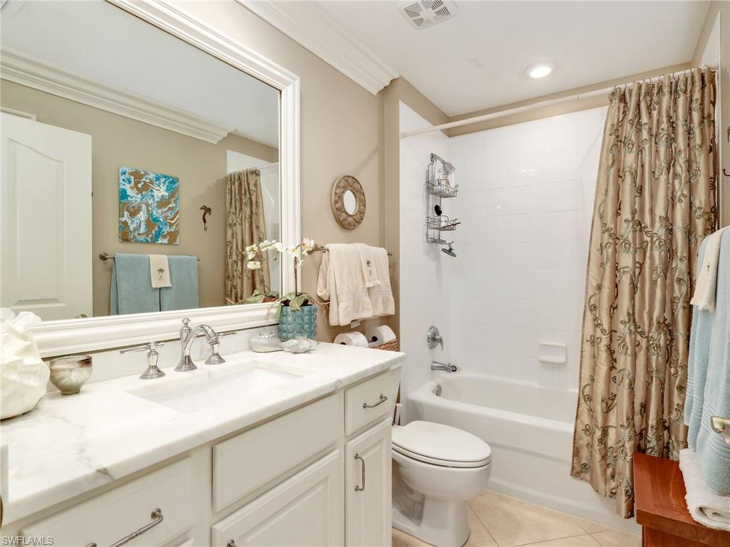 8138 SARATOGA DR 2201 photo 29
