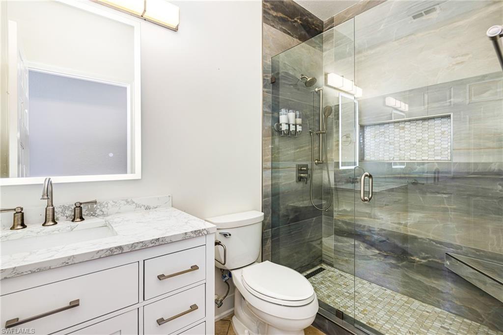 19091 Ridgepoint DR 202 photo 15