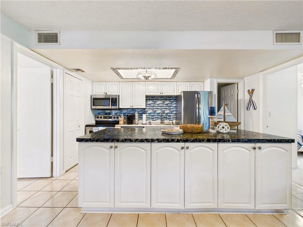 232 Palm DR 47-5 photo 6