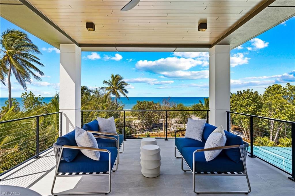 A multitude of stunning lanais with panoramic Gulf views