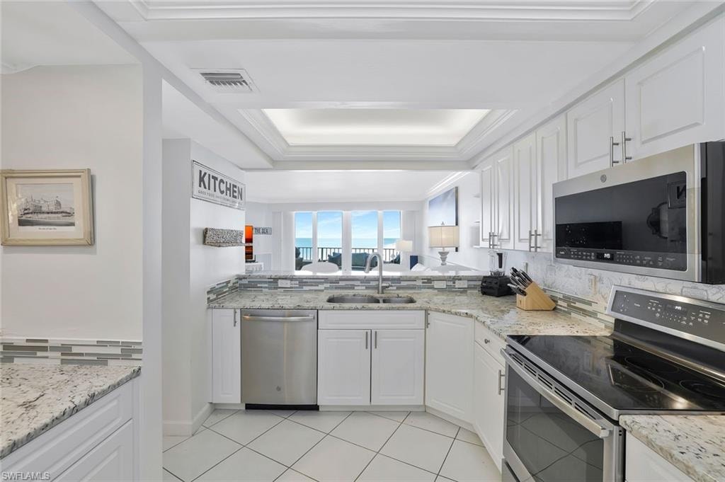 280 Collier BLVD 1101 photo 11